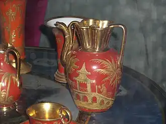 Service à thé, manière laque chinoise, dite «&nbsp;à la pagode&nbsp;» (1805).