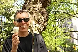 Description de l'image David McNally Professor.jpg.