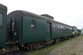 Voiture mixte première classe / bagages (ex 2e classe / bagages).