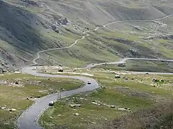 Route descendant vers Jausiers.