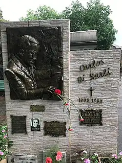 Tombe et monument de Carlos Di Sarli au Cimetière de la Chacarita, Buenos-Aires, Argentine