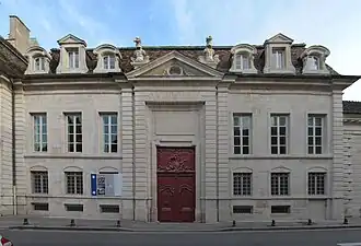 Façade de l'hôtel Chartraire de Montigny à Dijon.