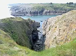 L'entrée de l'anse de Merrien près de Puch Kersécol.