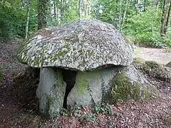 Image illustrative de l’article Dolmen de Lesvariel