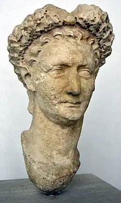 Buste de Domitien, de Latina.