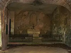 L'intérieur de la chapelle.