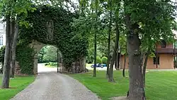 Portail de l'ancienne commanderie de Saint-Jean (1444).