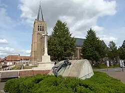 Planciusplein et l'église Saint-Jean-Baptiste.