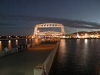 Image illustrative de l’article Aerial Lift Bridge