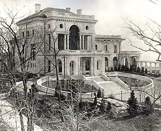 Villa du banquier Elias Cornelius Benedict&nbsp;(en) en 1895 (elle existe encore de nos jours).