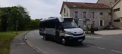 Iveco Daily Line ayant fini son service à Lizy-sur-Ourcq en direction du dépôt.