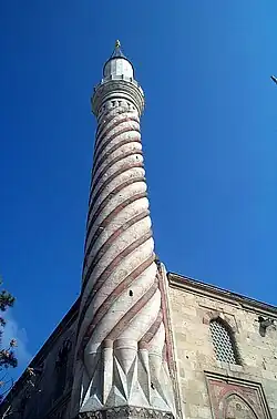 Minaret « birman ».
