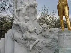 Le détails des muses.