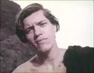 Richard Kiel, interprète du rôle de Requin (ici dans Eegah en 1962)