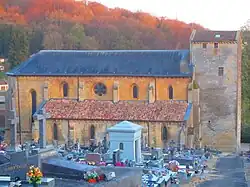 Église Sainte-Agathe vue du cimetière.