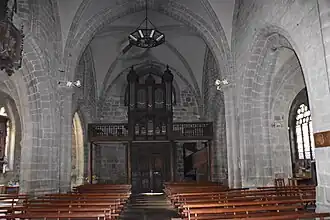 La nef côté porche.