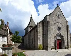 Église Saint-Martin, vue depuis la place de l'église