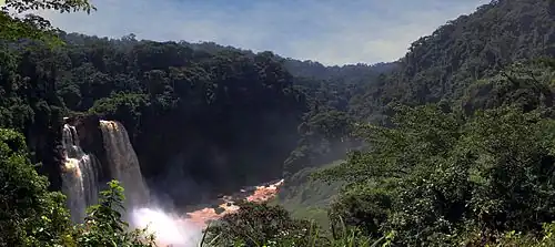 Les chutes d'Ekom