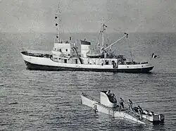 Le FNRS 3 et l'aviso Elie Monnier.