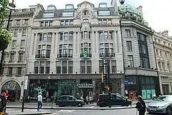 Ambassade à Londres.