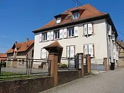 Presbytère (1761), 5 rue du Sud.