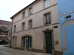 No&nbsp;1 : maison canoniale de Madame de Crèvecoeur (1778-1791)
