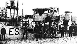 Le Espero à Rijeka après un Noël sanglant. Notez les dommages subis par le pont.