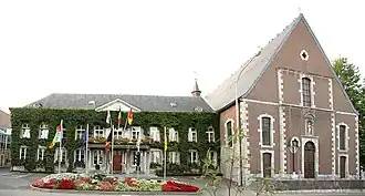 L'église des Capucins (avec l'hotel de ville), à Eupen