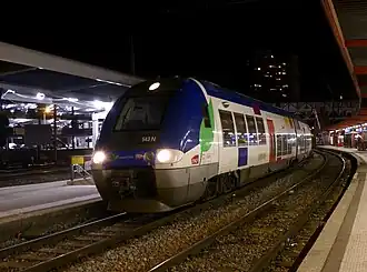 Un B 82500 en livrée Transilien en gare de Chambéry