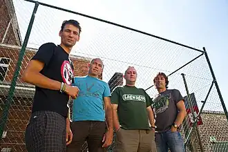 Description de cette image, également commentée ci-après