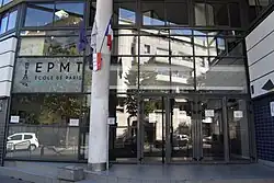 Description de cette image, également commentée ci-après