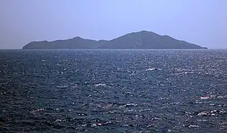 Vue de la côte est de Falkonéra