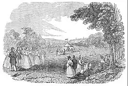 Dessin en noir et blanc de femmes tirant à l'arc dans un pré, avec des spectatrices.