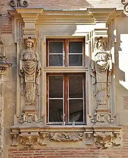 Vieux-Raisin : fenêtre.