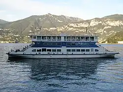Ferry sur le Lario.