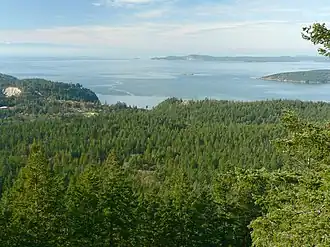 L'île Fidalgo avec vue sur le détroit de Juan de Fuca