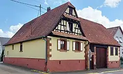 Maison à colombage 36 rue principale.