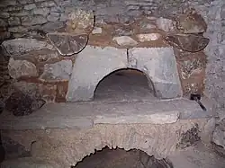 6 : l'habillage en pierre.