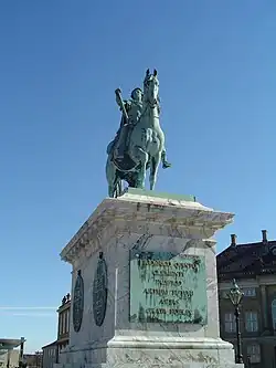 Statue of Frederik V
