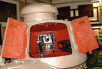 Intérieur d'une tourelle de char.