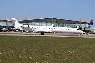 CRJ-900 immatriculé EI-FPF de CityJet en 2004.