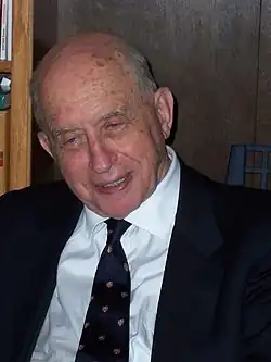 Description de l'image GIB-portrait.v.jpg.