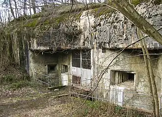 L'entrée des munitions de l'ouvrage, vue en mars 2004.