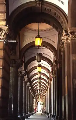 Colonnade du General Post Office de Sydney (années 1890).