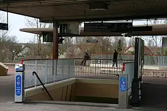 Entrée du passage souterrain.