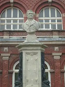 Buste de Gaspard Malo