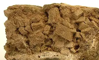 Image illustrative de l’article Gehlénite