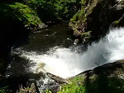 La Queue de cheval se déverse dans le gouffre de l'Inferno.