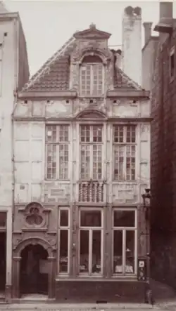 La maison à son emplacement primitif, rue de l'Étuve.