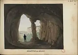 Aquarelle représentant un personnage de dos portant un chapeau haut de forme, se tenant debout à l'entrée de la grotte de Gigny, regardant vers l'horizon.